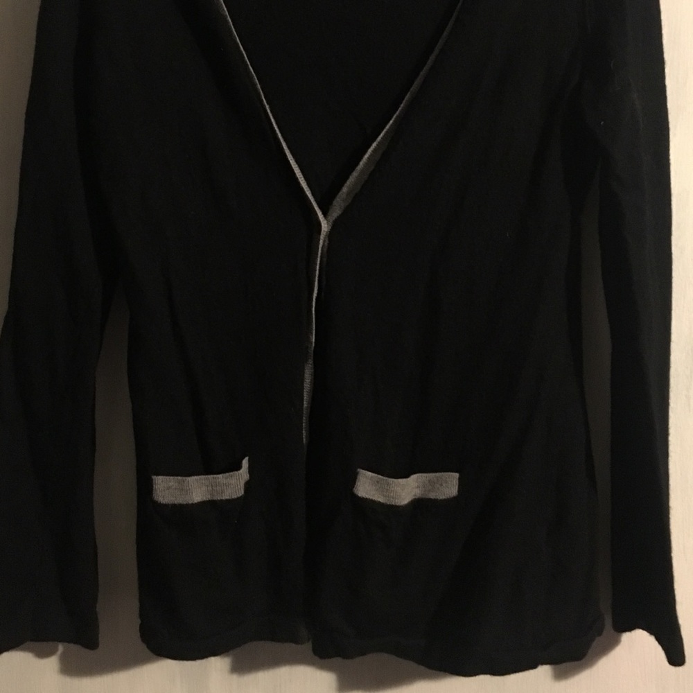 Banana Republic sweater cardigan - Picture 5 of 5